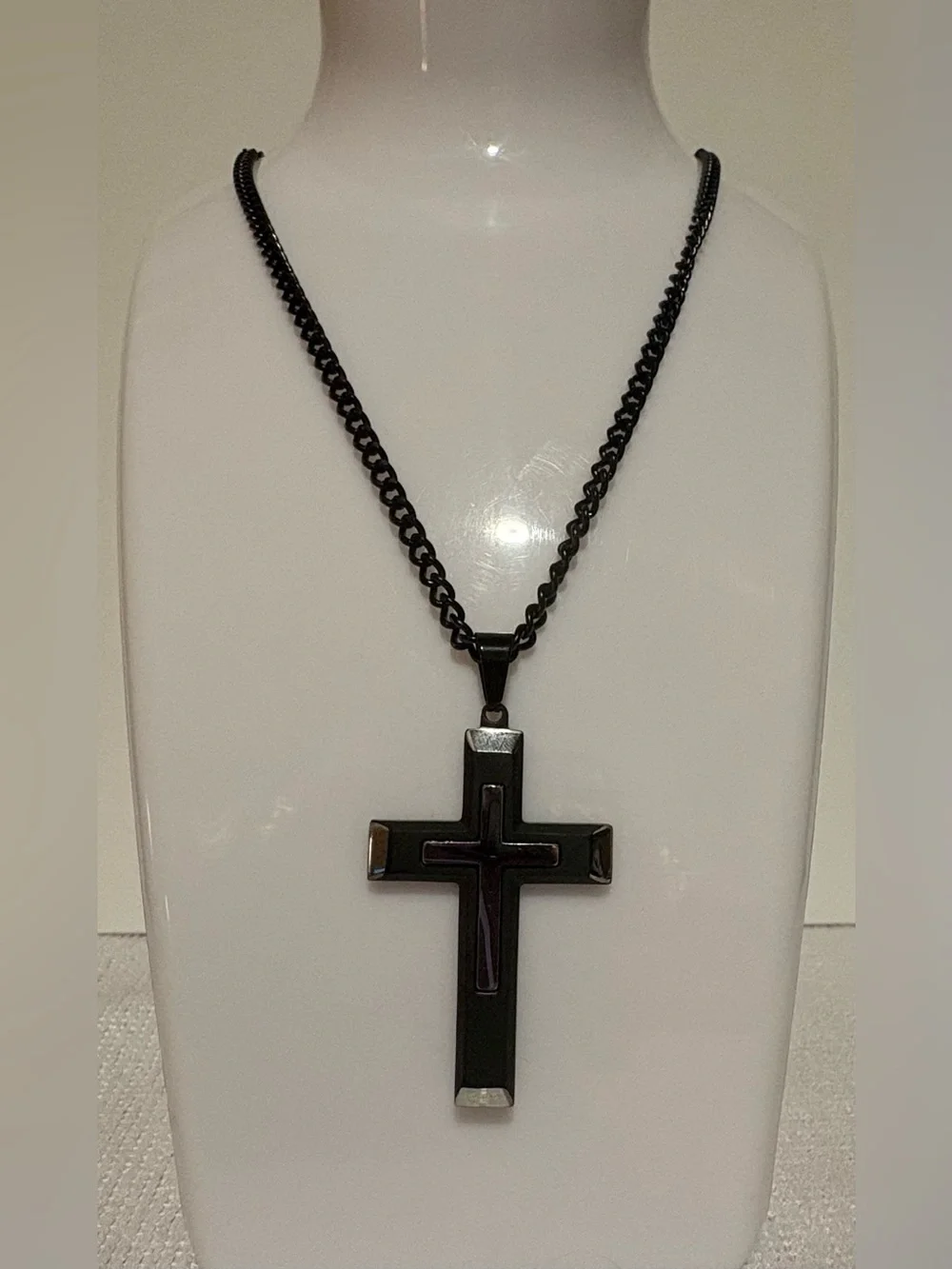 Stainless Steel Unisex Cross Pendant Necklace - 24” nwot